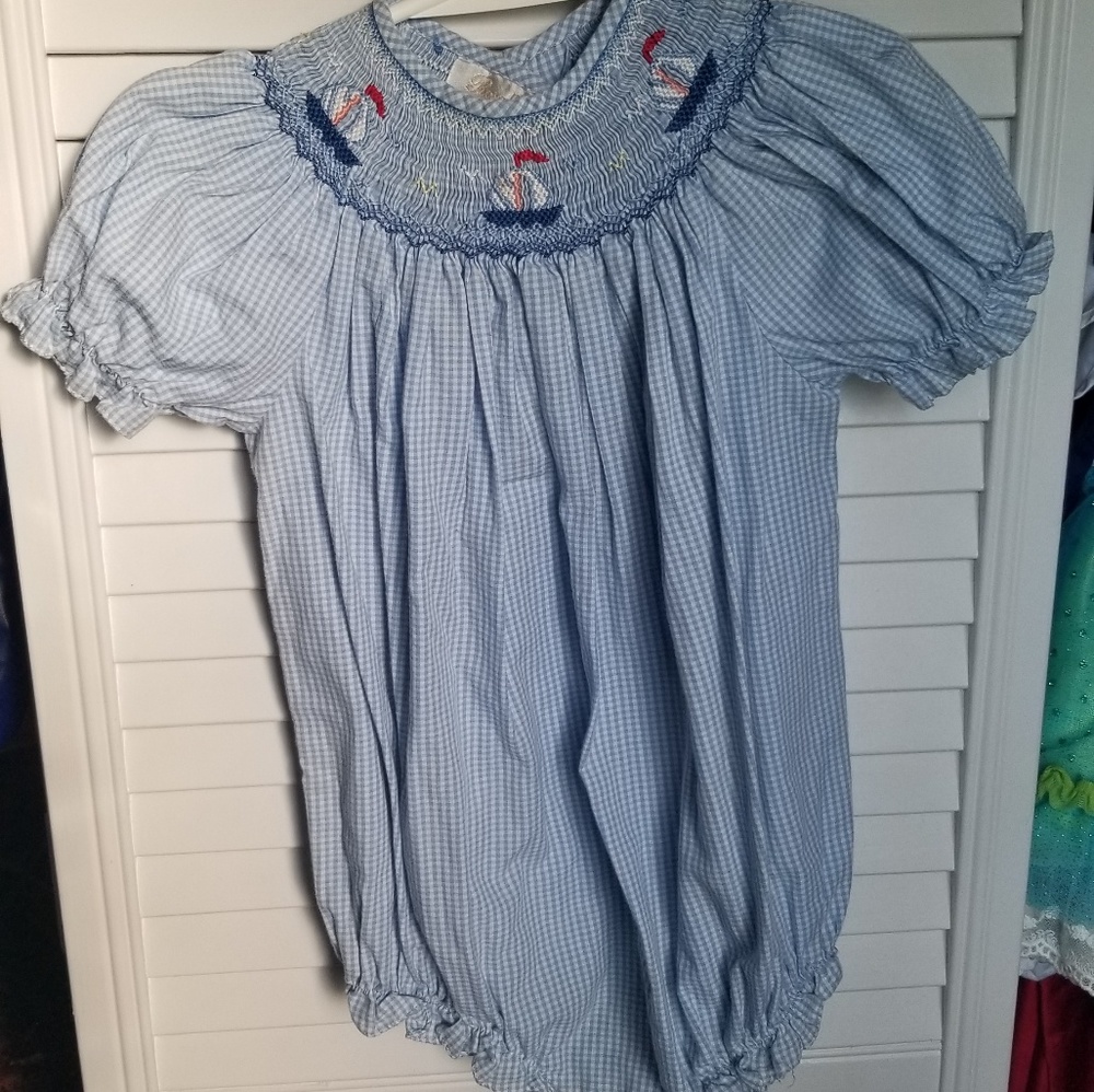 Shocked sailboat bubble